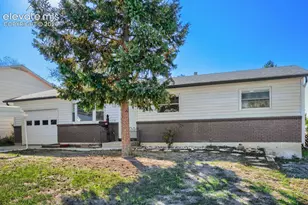 3665 Dogwood Dr, Colorado Springs, CO 80910 - Photo 3