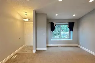 6430 Amethyst Ct, Colorado Springs, CO 80918 - Photo 7