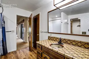875 Eagle Rock Rd, Colorado Springs, CO 80918 - Photo 21