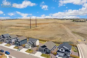 10729 Horton Dr, Colorado Springs, CO 80925 - Photo 7