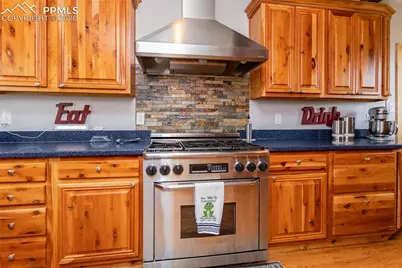 11115 Howells Road, Colorado Springs, CO 80908 - Photo 9