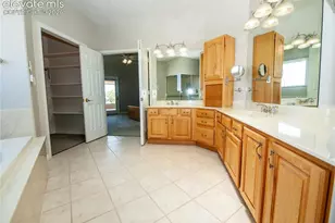 7571 Vanessa Dr, Pueblo, CO 81005 - Photo 29