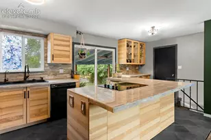 1216 Hathaway Dr, Colorado Springs, CO 80901 - Photo 5