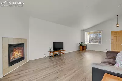 7203 Bentwater Drive, Fountain, CO 80817 - Photo 5