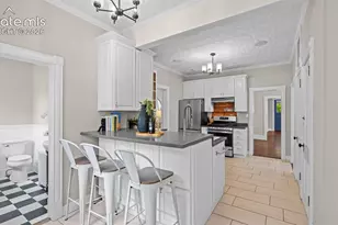 1527 N Nevada Ave, Colorado Springs, CO 80907 - Photo 13