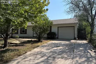 811 Tia Juana St, Colorado Springs, CO 80908 - Photo 3