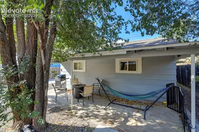 616 Bonfoy Avenue, Colorado Springs, CO 80909 - Photo 39