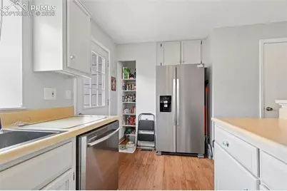 6816 Overland Drive, Colorado Springs, CO 80919 - Photo 5