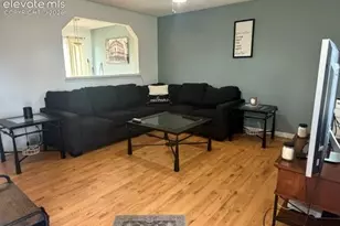 2236 Fernwood Dr, Colorado Springs, CO 80910 - Photo 9