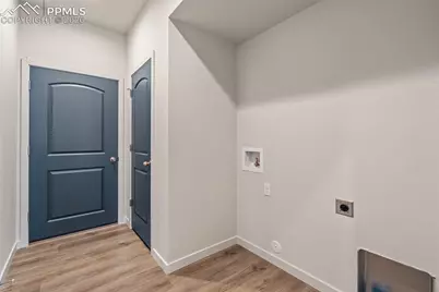 1438 N Moonbeam Drive, Pueblo, CO 81007 - Photo 35