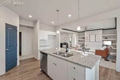 1438 N Moonbeam Drive, Pueblo, CO 81007 - Photo 17