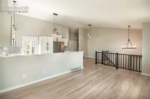 2455 Sweet Water Ct, Colorado Springs, CO 80919 - Photo 3