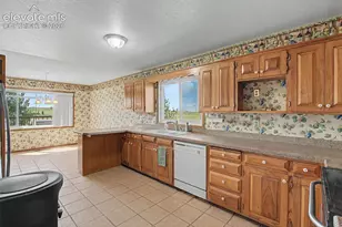 7360 Wilderness Dr, Colorado Springs, CO 80908 - Photo 3