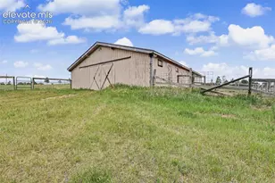 7360 Wilderness Dr, Colorado Springs, CO 80908 - Photo 13