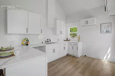 11 N 13th Street, Colorado Springs, CO 80904 - Photo 5