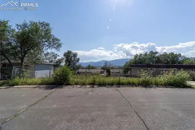 1085 Magnolia Street, Colorado Springs, CO 80907 - Photo 9