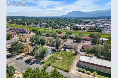 1085 Magnolia Street, Colorado Springs, CO 80907 - Photo 1
