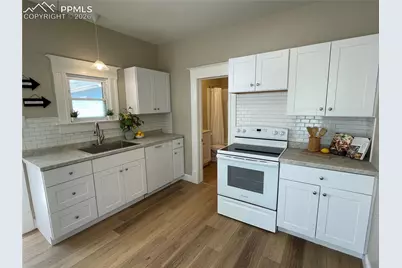 522 N Spruce Street, Colorado Springs, CO 80905 - Photo 3
