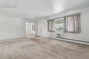 434 Valley Hi Cir, Colorado Springs, CO 80910 - Photo 5