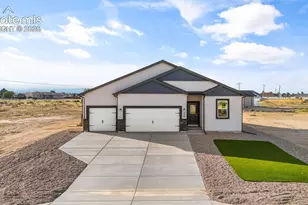559 Bayview Dr, Pueblo West, CO 81007 - Photo 1