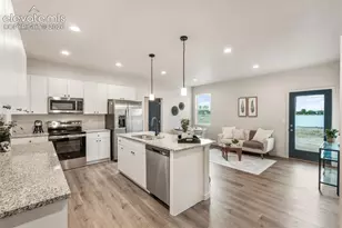 559 Bayview Dr, Pueblo West, CO 81007 - Photo 7