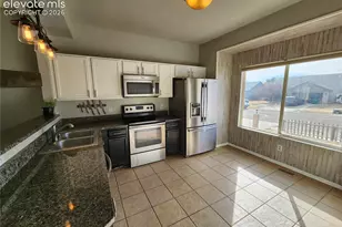 1512 Coolcrest Dr, Colorado Springs, CO 80906 - Photo 3