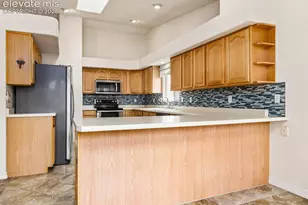 10 Brave Eagle Ct, Pueblo, CO 81001 - Photo 5