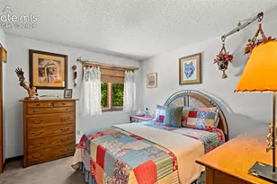 5715 Flintridge Dr, Colorado Springs, CO 80918 - Photo 25