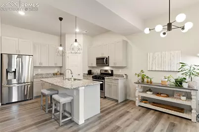 5690 Villa Lorenzo Drive, Colorado Springs, CO 80919 - Photo 9