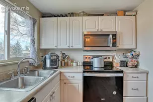 1530 Leigh Ln, Fountain, CO 80817 - Photo 9