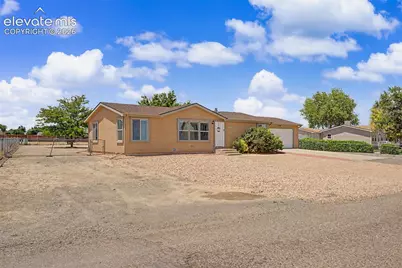 667 S Burro Drive, Pueblo, CO 81007 - Photo 3