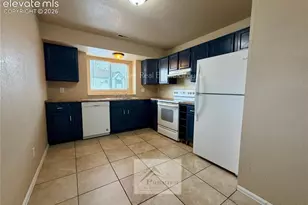 1160 Mazatlan Cir, Colorado Springs, CO 80910 - Photo 3