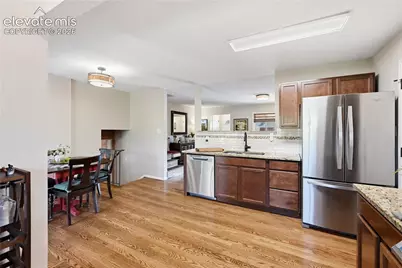 306 Sutherland Place, Manitou Springs, CO 80829 - Photo 9
