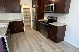 2127 Broadmoor Rd Cir, Colorado Springs, CO 80906 - Photo 3