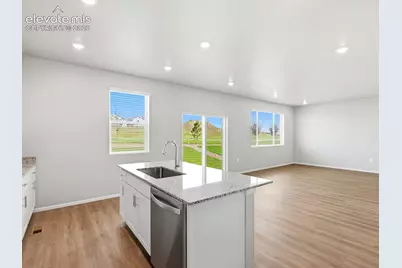 6747 Roundtail Way, Colorado Springs, CO 80925 - Photo 11