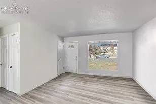4087 London Ln, Colorado Springs, CO 80916 - Photo 7