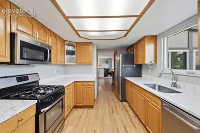 6364 Galway Drive, Colorado Springs, CO 80918 - Photo 9