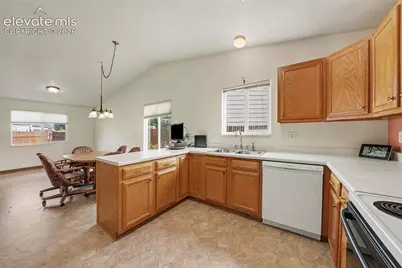 772 Foxwood Drive, Colorado Springs, CO 80911 - Photo 9
