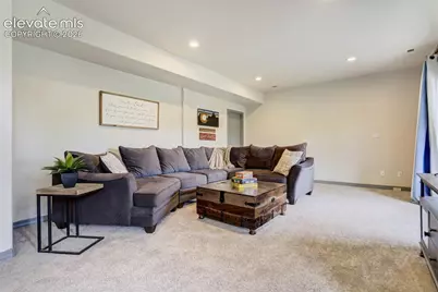 8415 Lauralwood Lane, Colorado Springs, CO 80919 - Photo 29