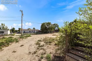2020 W 12th St, Pueblo, CO 81003 - Photo 3
