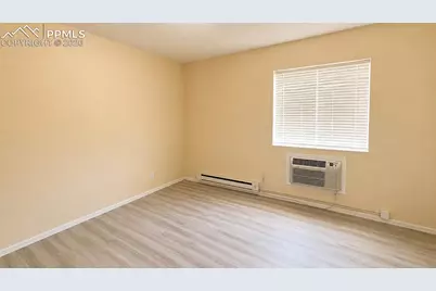 1701 Oakshire Lane, Pueblo, CO 81001 - Photo 3
