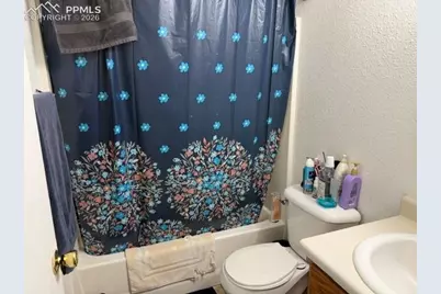 1701 Oakshire Lane, Pueblo, CO 81001 - Photo 7