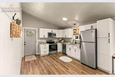 300 S Fairview Street, Woodland Park, CO 80863 - Photo 17