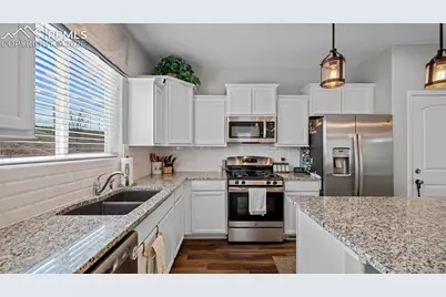 3786 Vineyard Circle, Colorado Springs, CO 80922 - Photo 13
