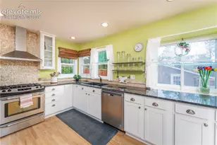 1031 Valley Rd, Colorado Springs, CO 80904 - Photo 7