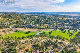7985 Orchard Path Rd, Colorado Springs, CO 80919 - Photo 9