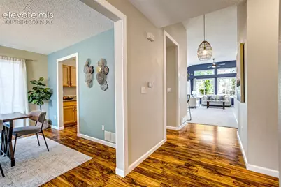 6059 Mapleton Drive, Colorado Springs, CO 80918 - Photo 5