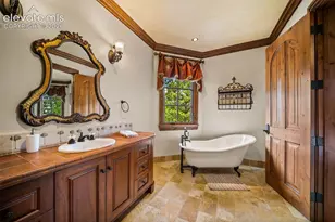 22 Crossland Rd, Colorado Springs, CO 80906 - Photo 33