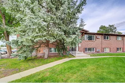 6633 W Dublin Loop #4, Colorado Springs, CO 80918 - Photo 1
