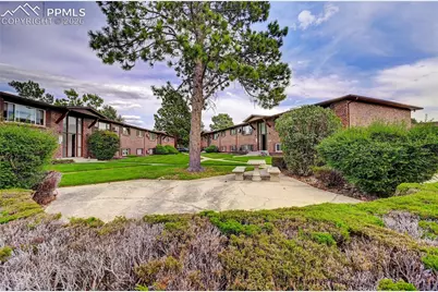 6633 W Dublin Loop #4, Colorado Springs, CO 80918 - Photo 7